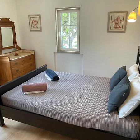 Elegant Mello With Beautiful Outdoor Area Villa *