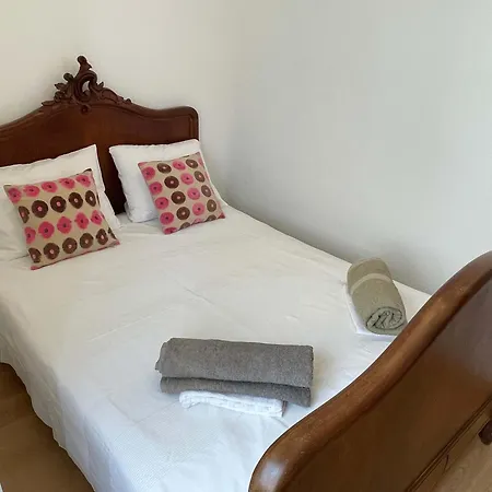 Villa Elegant Mello With Beautiful Outdoor Area Lourinhã