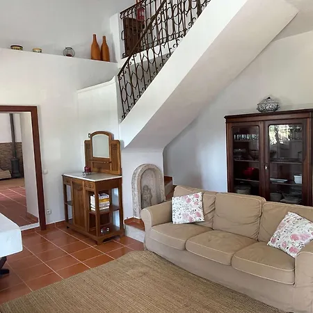 Villa Elegant Mello With Beautiful Outdoor Area *