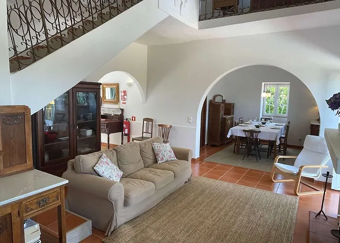 Villa Elegant Mello With Beautiful Outdoor Area Lourinhã