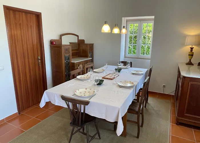 Villa Elegant Mello With Beautiful Outdoor Area Lourinhã